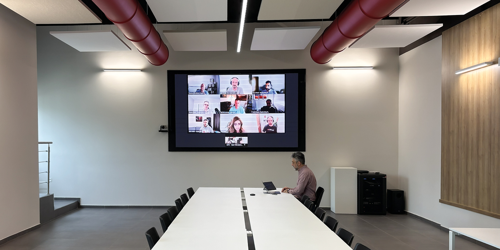 Touchwindow - Digital Workspace integrati per due sale polivalenti
