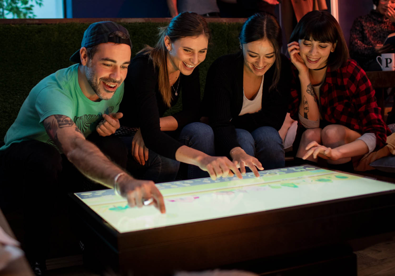 Touchwindow - LA DIGITALIZZAZIONE NEI RISTORANTI: TRA FAMILY AREA E DIGITAL MENU BOARD