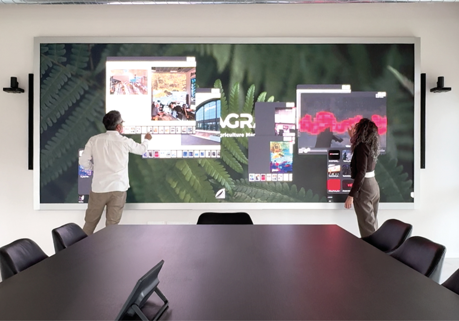 Touchwindow - THE FUTURE IS… LED: DISPLAY SYSTEMS FOR DIGITAL ENVIRONMENTS