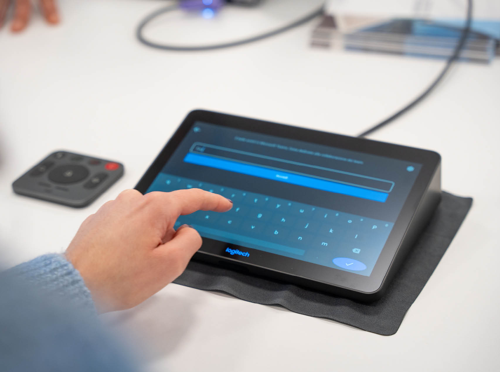 Touchwindow - Hardware, audiovisual solutions, and automation systems driving digital innovation.