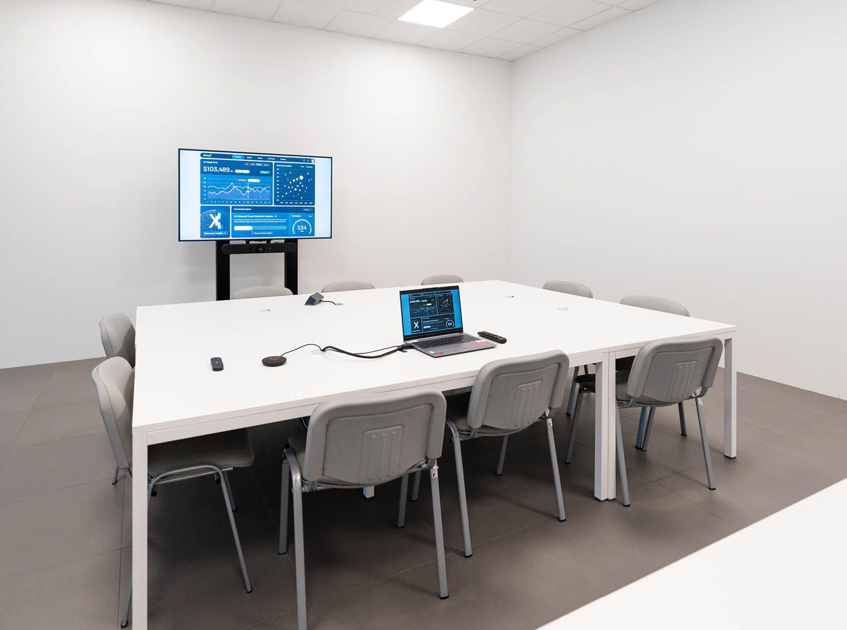 Touchwindow - Hardware, audiovisual solutions, and automation systems driving digital innovation.