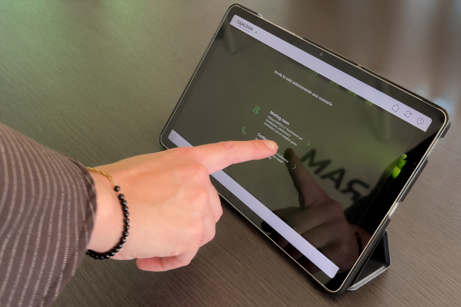 Touchwindow - Digital Workspace e Experience Center per Diagram Group