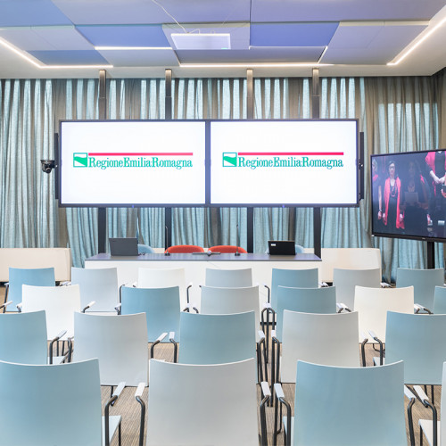 Nuovi spazi multimediali nell’era della Digital Communication