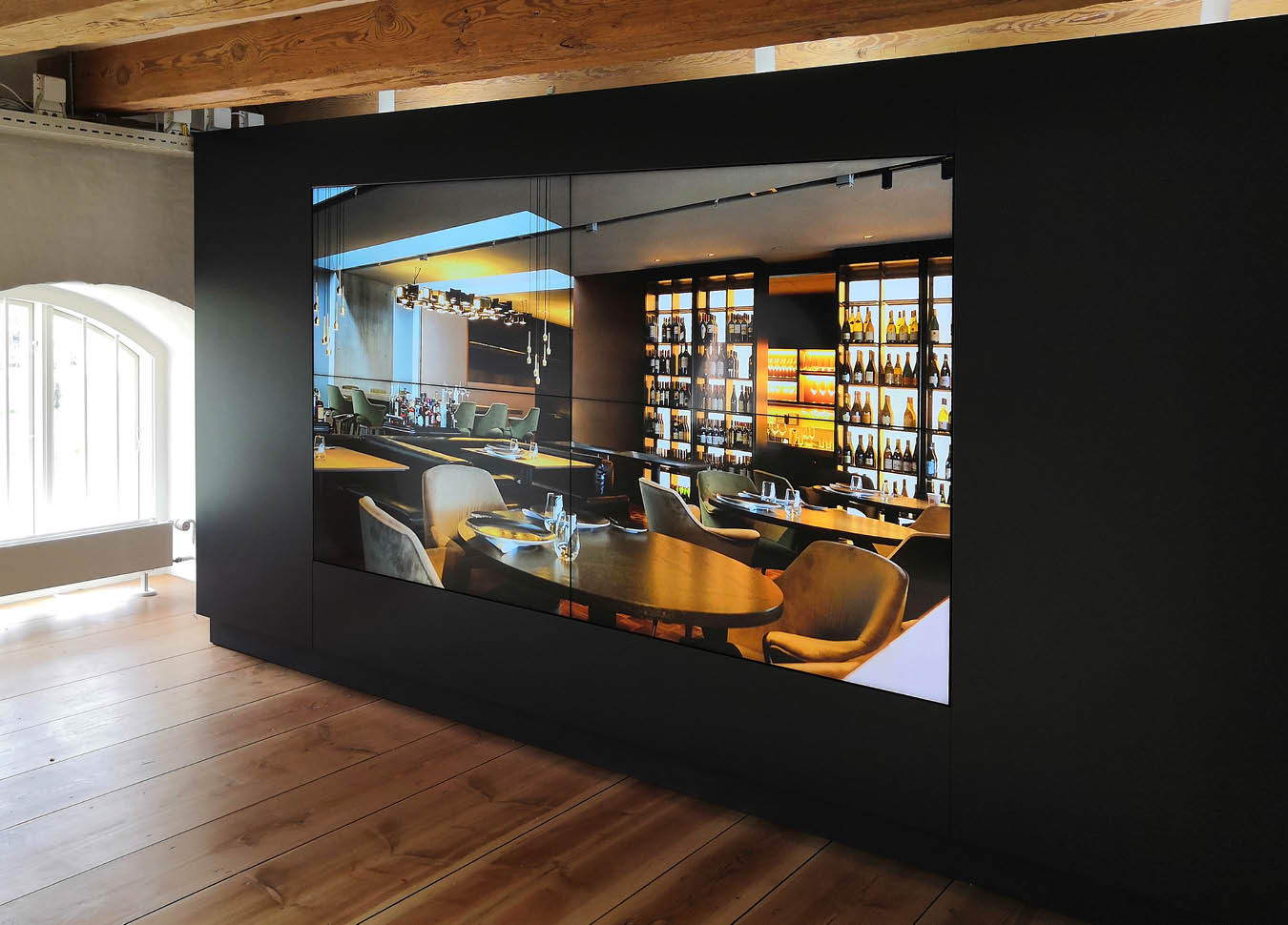 Touchwindow - Lo showroom come ambiente digitale