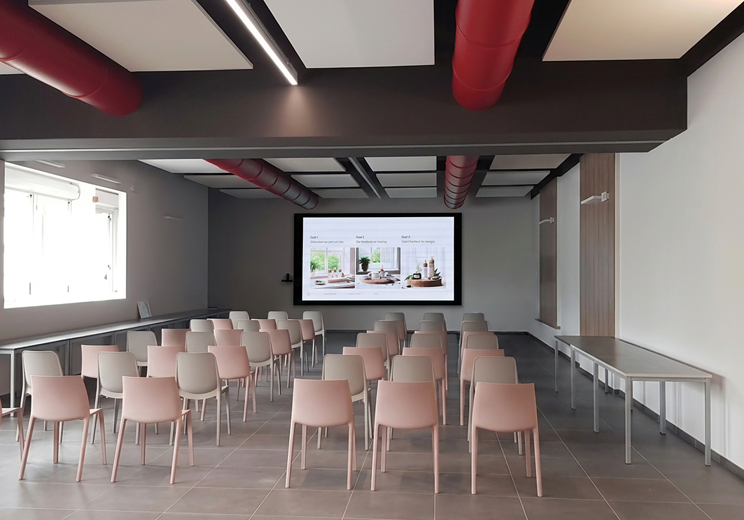 Touchwindow - Digital Workspace integrati per due sale polivalenti