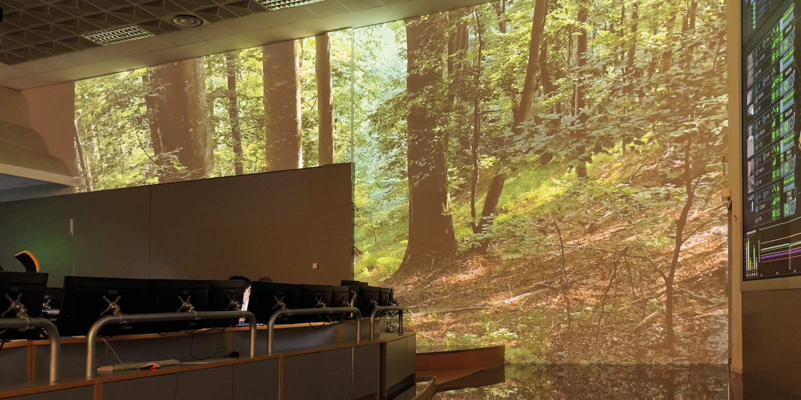 Touchwindow - HeraTech Control Room: Digital Wellbeing between technology and nature