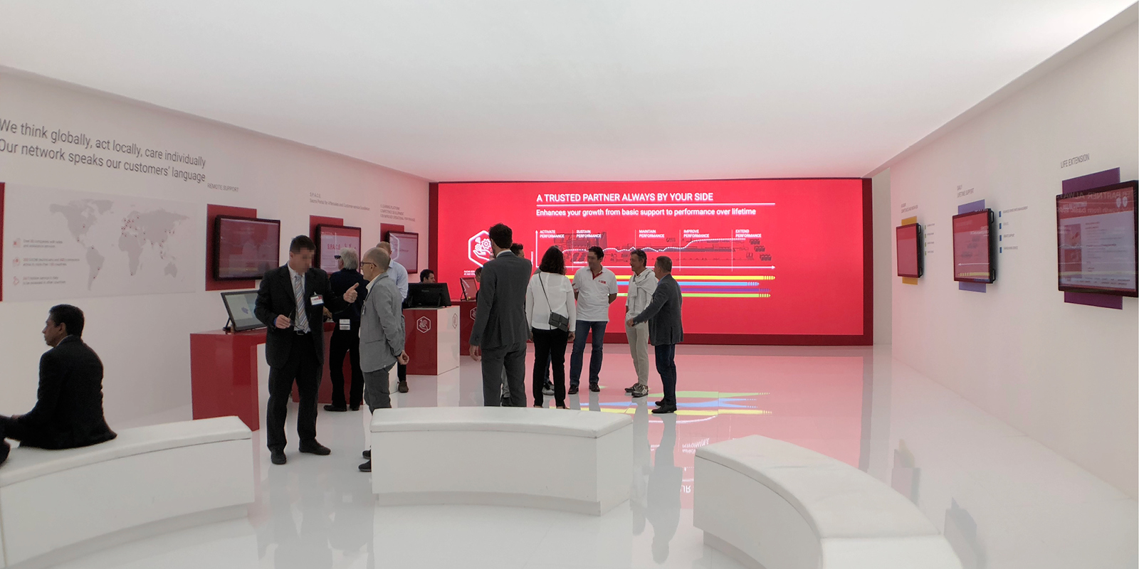 Touchwindow - Industry 4.0 on exhibit