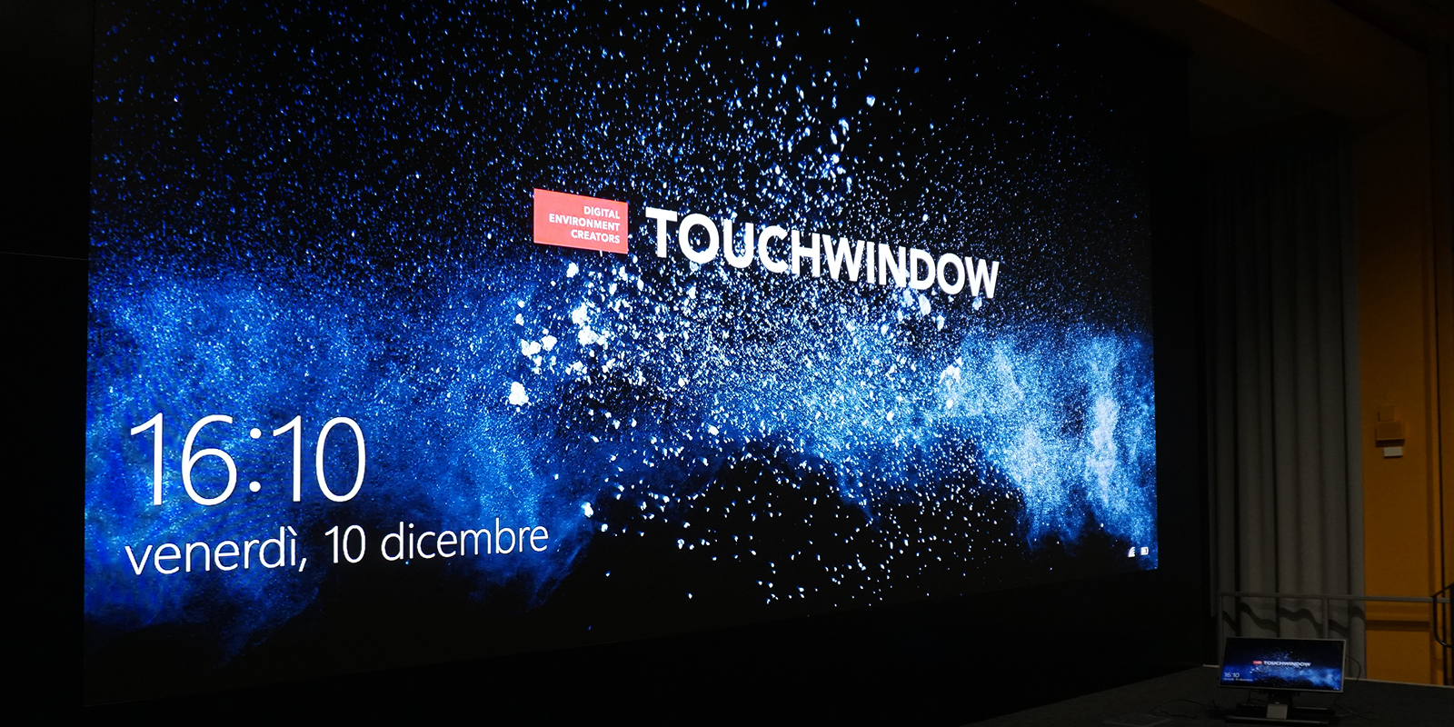 Touchwindow - Una struttura storica diventa auditorium